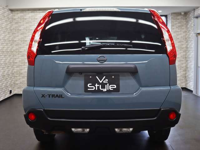 マフラーやヒッチメンバー等の取り付けも是非ご相談ください。入念な打ち合わせからお客様だけの一台をお届け致します。