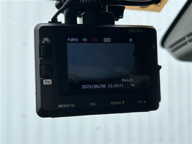 店舗にて現車の確認もいただけますので、お電話で在庫のご確認の上是非ご来店くださいませ！！！