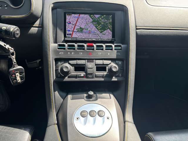 大人気！お買い得車が入荷致しました！内装や外装の程度がよく、装備も充実しています！残り一台なのでお早目にお問合せお待ちしております！　ビックオート「042-705-4889」迄！！！