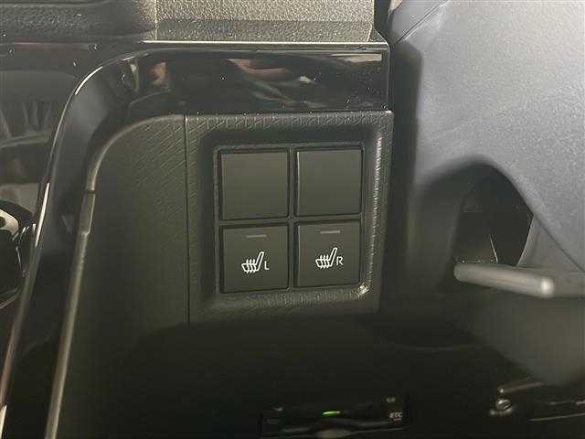 【運転席操作部】快適なドライブを楽しむための機能が装備されています！運転席から触れるので、使いやすいです！除菌プランいれていただくと、さらに清潔で安心していただけます！