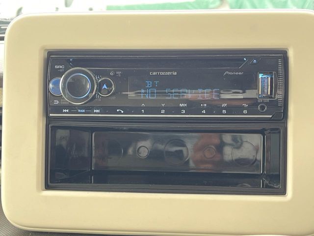 お好きな音楽を車内でお楽しみいただけます♪スピーカー交換・ウーハー追加などの音質向上や、最新ナビ・後席モニター等の取り付けも是非ご相談ください！