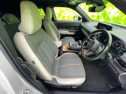 「この車の写真をもっと見たい」「状態が気になる」「この装備はついている？」どんな小さな疑問でもお気軽にお問い合わせください！