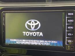 【純正ナビ】人気の純正ナビを装備しております。ナビの使いやすさはもちろん、オーディオ機能も充実！キャンプや旅行はもちろん、通勤や買い物など普段のドライブも楽しくなるはず♪