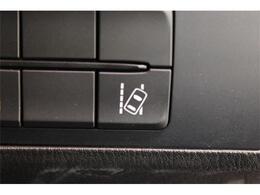 大好評のボディコーティング「ハイモースコート」もご納車までに施工可能。雨染みや線傷など中古車だからと諦めていませんか？ピカピカの状態でお乗り出しいただけます。