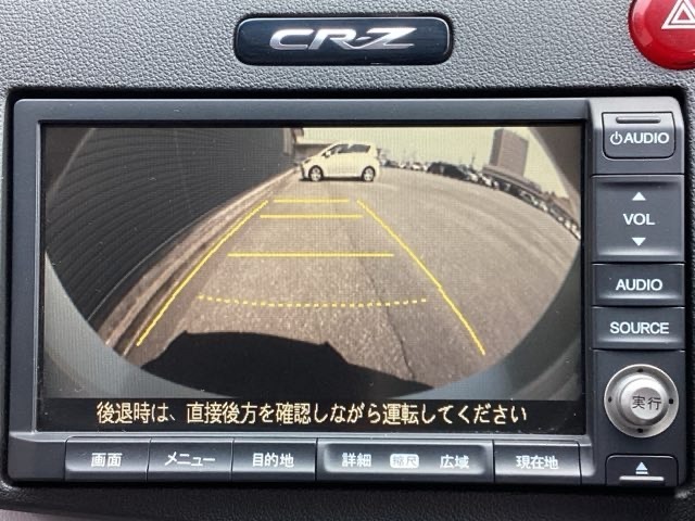 バックカメラも装備しております。車庫入れの苦手なお客様、もうご心配いりません。バックカメラがあれば、ぶつける心配無し？！重宝してくれると思いますよ＾＾
