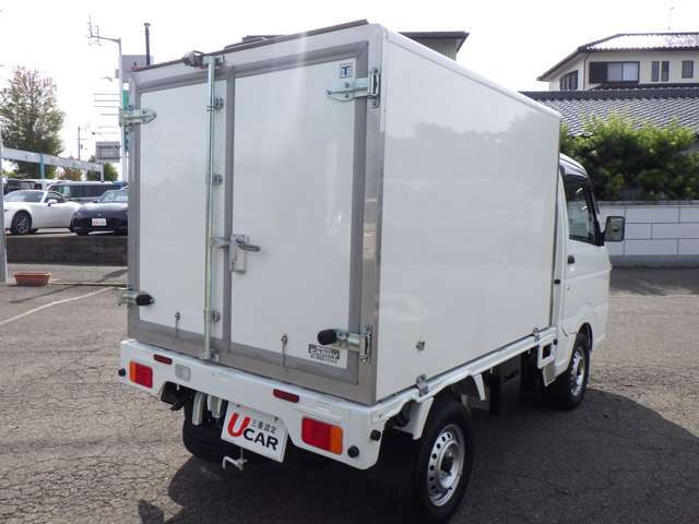 お車をお探しの方は、香川県高松市三名町662-2空港通り (国道193号)沿いにある『香川三菱自動車・クリーンカー空港通り』にお越しくださいませ。