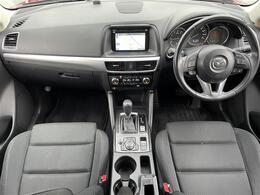 【インパネ全体】全方位で視界が広く、高い目線で運転もしやすいです！