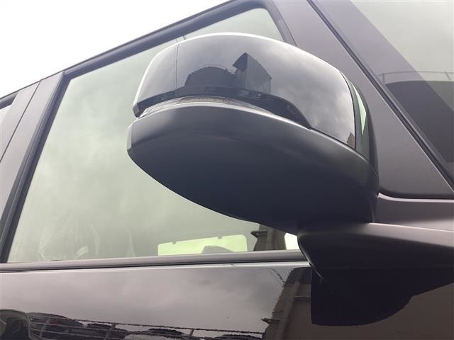 ■□■□■ アフターサービスもお任せ下さい！！ 自社整備工場を完備しております！！ 国土交通省指定整備工場なので車検も最短45分で終わります♪  ■□■□■