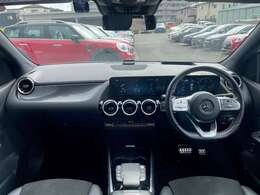 LIBERALAは、輸入車選びの新たなスタイルを提案するインポート・セレクト・ブランドです。オーナー様となる方がクルマから直接感じる感性を第一にした、適切な一台との出会いをコーディネートいたします。