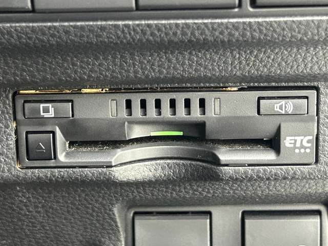 【　ETC　】今やカーライフにおける重要性はナビにも匹敵するのではないでしょうか？セットアップを行うことで利用可能になります！