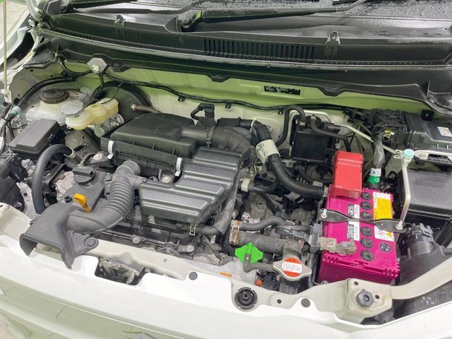 親切・丁寧な専門メカニックスタッフが応対！・車検・点検整備・事故等の修理などアフターサービスも安心。お車のカスタマイズもネクステージのサービススタッフまでご相談ください！
