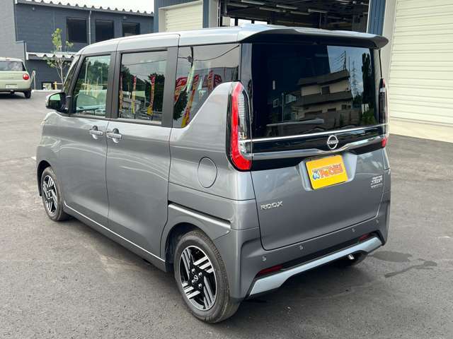 人気の登録済・届出済未使用車やおすすめ中古車を展示中！！各社メーカーの人気の軽自動車・小型車・普通車・大型車まで高須自動車にお任せ下さい！！日々新しい展示車両が続々入荷中です！！