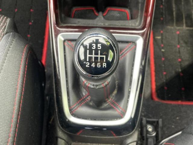 国産車から輸入車まで多様なお客様のニーズのお応えできるように、全国規模で豊富な在庫展開！車のことならWECARSへ！