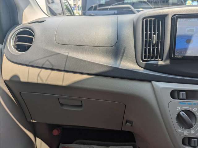 当社では社長自ら会場に出向き品質のいいお車の仕入れを行なっています。