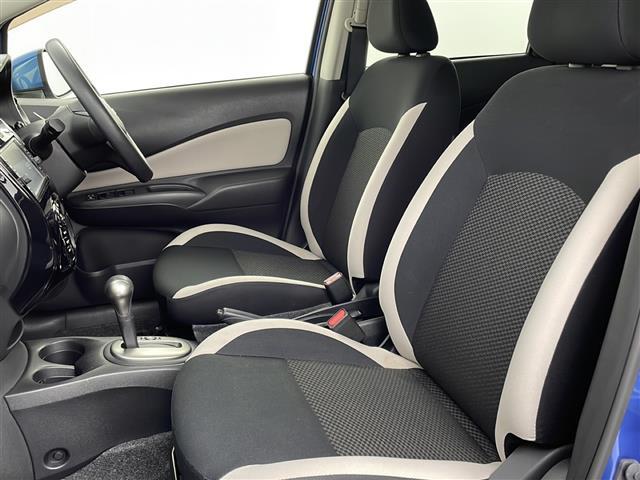 ★商談ルームにはキッズルームも完備しています☆お子様連れでもゆっくりとお車をお選びいただけます！