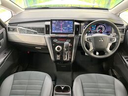 グループ総在庫数約30，000台！！全国の系列店からメーカー・車種問わずご紹介出来るので、あなたにピッタリのお車が見つかるはずです♪まずはお問い合わせ下さい☆