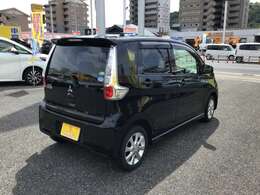 ご覧いただきましてありがとうございます。県外登録納車も承っております！お気軽にお問い合わせください。フリーダイヤル　0120-852-167　《カーセブン高須店》までお電話を！