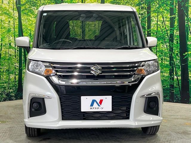 弊社では、全車『修復歴なし』のお車のみ取り扱っております。専任バイヤーによる厳選した仕入れの後、入庫後の車両チェックを行い、ネクステージが認定した高品質な中古車をご提供しております。