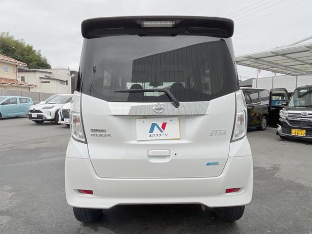 ☆全国のネクステージからお取り寄せが可能※！遠方の店舗に展示してあるクルマが気になる場合も、最寄りの店舗でご覧いただくことが可能です！是非私たちに要望をお聞かせください！※別途費用