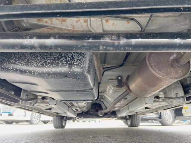 下回りがきれいなうちに、防錆加工の施工がオススメ。降雪地域はもちろん、沿岸部にお住いの方や、趣味でマリン・ウィンタースポーツをされる方にご好評いただいております。