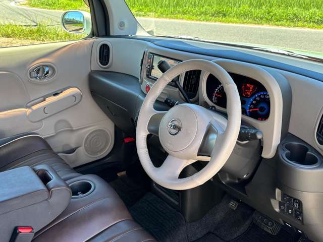 遠方でも納車可能です。車両の状況、陸送など詳しくはスタッフまでお問い合わせ下さい。