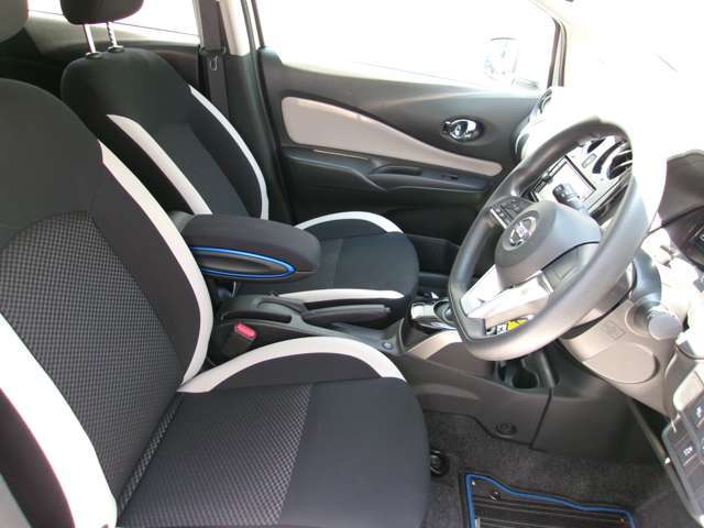 ★あなたの愛車高価買取・下取★良質なお車を直接店頭で販売しますので、高く下取り出来ます！オークション出品を前提とした買取店には負けません！是非ご相談下さい★