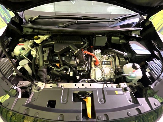 親切・丁寧な専門メカニックスタッフが応対！・車検・点検整備・事故等の修理などアフターサービスも安心。お車のカスタマイズもネクステージのサービススタッフまでご相談ください！