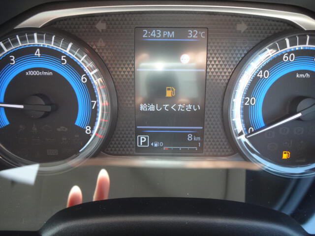 軽自動車は、小回りも楽々です！とても運転しやすいお車ですよ！