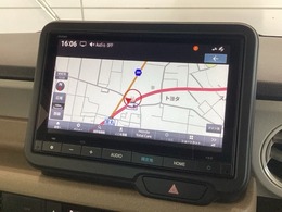 ギャザズナビ搭載です。知らない道も安心ですね！