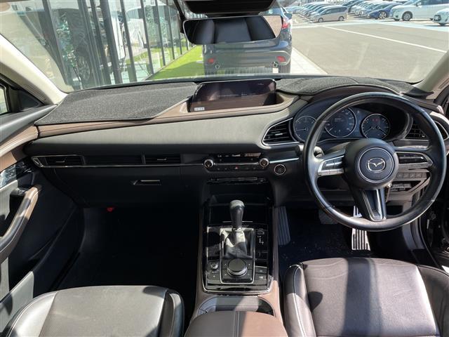 【インパネ全体】『インパネ全体』の画像になります。写真の内容に関してご不明点、ご質問等がございましたらお気軽にガリバー店舗までお問い合わせください。