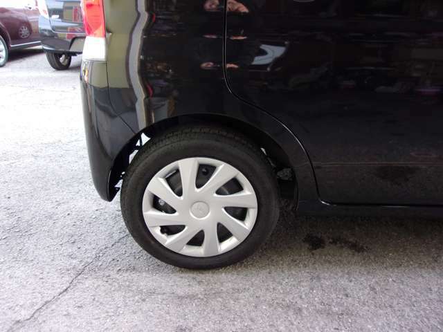 タイヤ溝あります。
