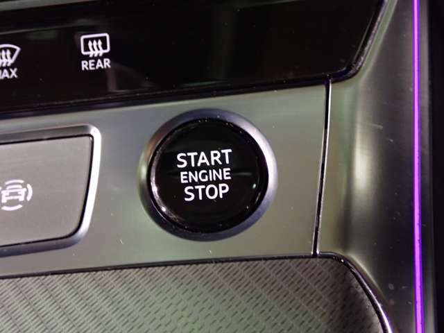 プッシュスタートボタンで操作できるようになっています。