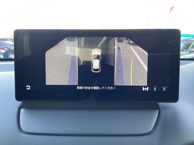 360°ビューモニターは、狭い道路でのすれ違いや幅寄せしたい時に、左右のドアミラーに内蔵されているカメラで確認できます！！