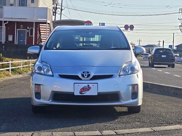 当社の車をご覧いただき誠にありがとうございます♪営業時間は9時～17時ですが連絡を頂ければ時間外でも対応いたします！TEL080-2100-0091　スタッフ一同心よりお待ちしております！