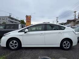 すぐ乗りたい。なるべく安く買いたい。そんなお客様の要望に応えることがサンマックの喜びです。