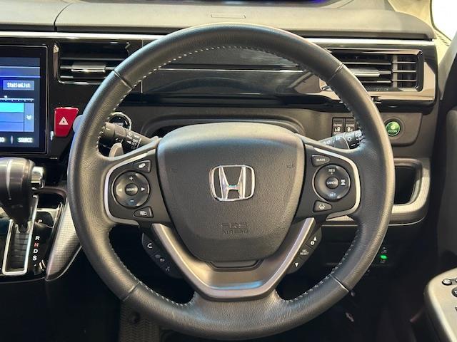安心の認証整備工場できちっと整備いたします！お車の品質にこだわり、点検作業を実施！お客様に自信を持ってご納車いたします！