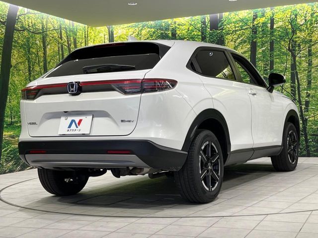 ☆全国のネクステージからお取り寄せが可能※！遠方の店舗に展示してあるクルマが気になる場合も、最寄りの店舗でご覧いただくことが可能です！是非私たちに要望をお聞かせください！※別途費用