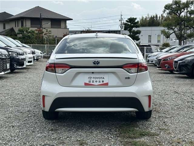 リヤスポイラーがスタイルを引き締めます。