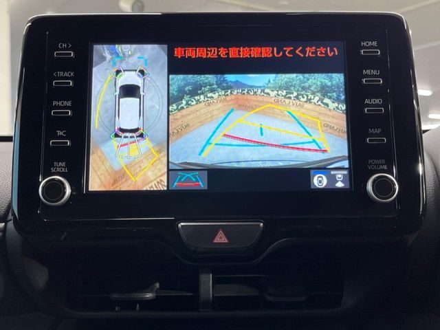 【パノラミックビューモニター】専用のカメラにより、上から見下ろしたような視点で360度クルマの周囲を確認することができます☆死角部分も確認しやすく、狭い場所での切り返しや駐車もスムーズに行えます。