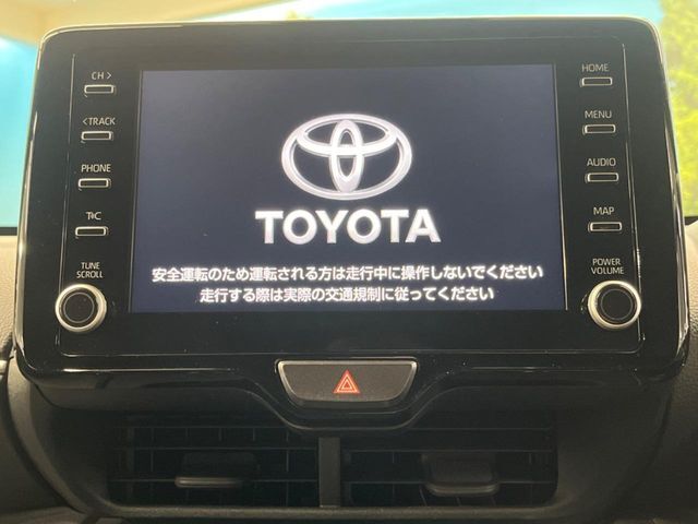 【ナビ機能付きディスプレイオーディオ】ナビ機能搭載の他、お持ちのスマートフォンと連携して、ナビやbluetoothでの音楽再生が可能です♪デザインはもちろん操作性も良好！