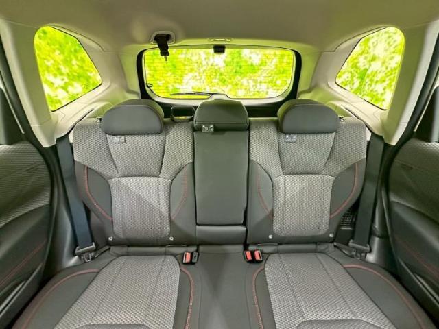 WECARS（ウィーカーズ）は全国250店舗展開！お客様が安心してカーライフをお楽しみいただけるよう社員一同心を込めてサポートいたします。