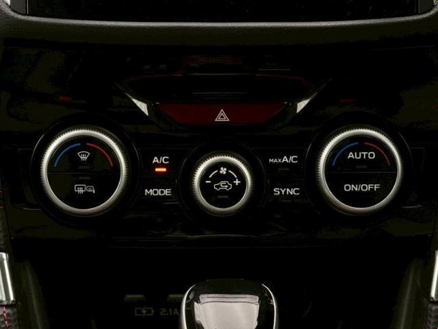 ナビ、ドラレコ、ETC、フリップダウンモニター、デジタルインナーミラーetc…後付け可能です！オプションも豊富に取り揃えておりますのでご安心ください！