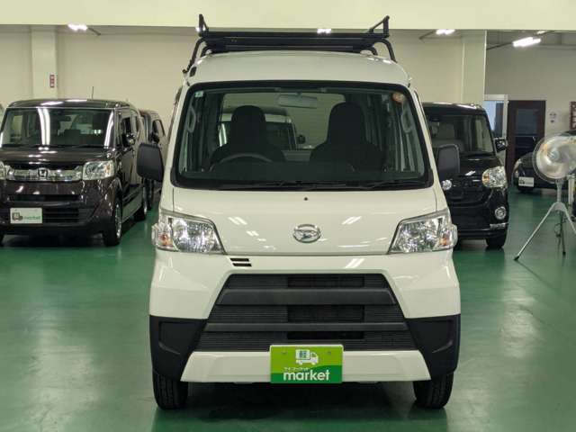 当社のお車はバン・トラックをメインとして取り揃えております。