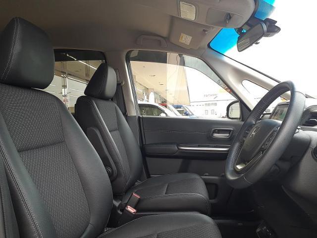 「この車の写真をもっと見たい」「状態が気になる」「この装備はついている？」どんな小さな疑問でもお気軽にお問い合わせください！