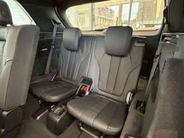 点検整備時に交換が必要な項目（BMW認定指定交換指定部品など）に関しましては、すべて新品の純正部品を使用させて頂きます。※点検項目にはBMWコンピューター診断も含まれます。