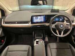 ☆センターパネルを運転席側に僅かに傾けたBMW独特のインパネ☆【駆け抜ける歓び】はここからもスタートしております☆