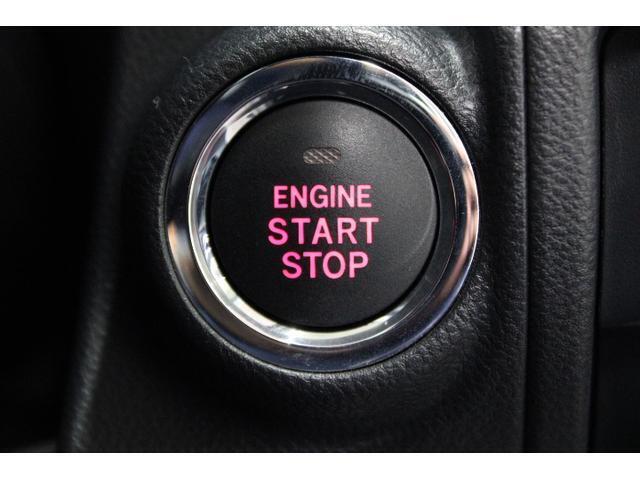 「キーレスアクセス＆プッシュスタート装備で、車の使い勝手が格段に向上！アクセスキーを携帯していれば、ドアの施錠・解錠やエンジン始動がワンタッチで簡単にできます。」