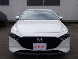当店のスタッフが一台一台キレイに清掃を行い、納車しております。