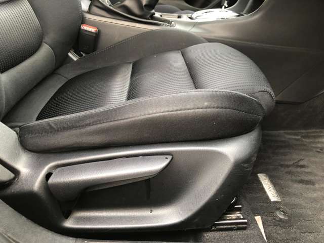 内外装は現況優先となります。現車確認をお願いいたします。