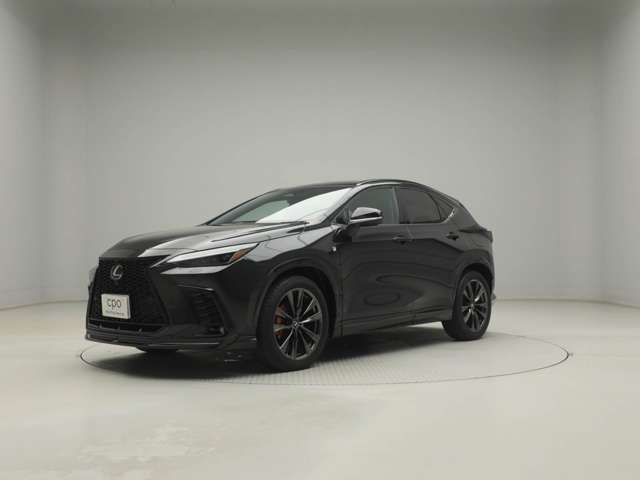 レクサス認定中古車では、レクサス専用の自動車保険も取り扱っております。ご購入後もお客様のカーライフをしっかりサポートさせて頂きます。